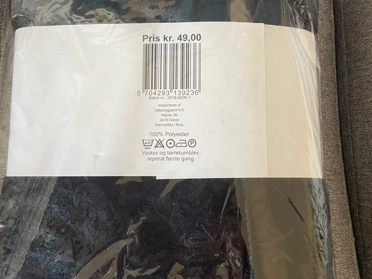 Billede 2 - Sort dug i nervøs velour 300 x 140 cm