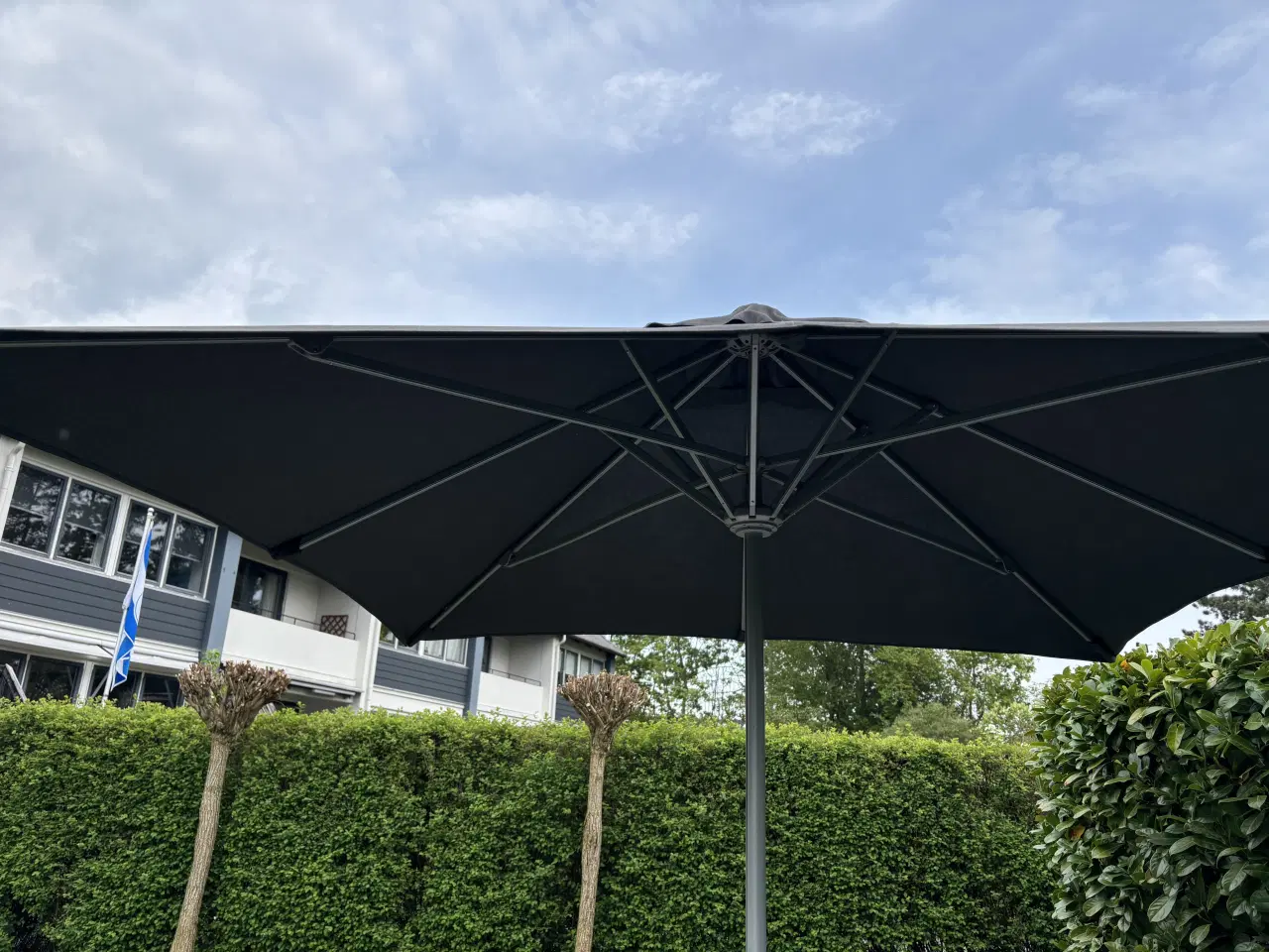 Billede 5 - Parasol sælges