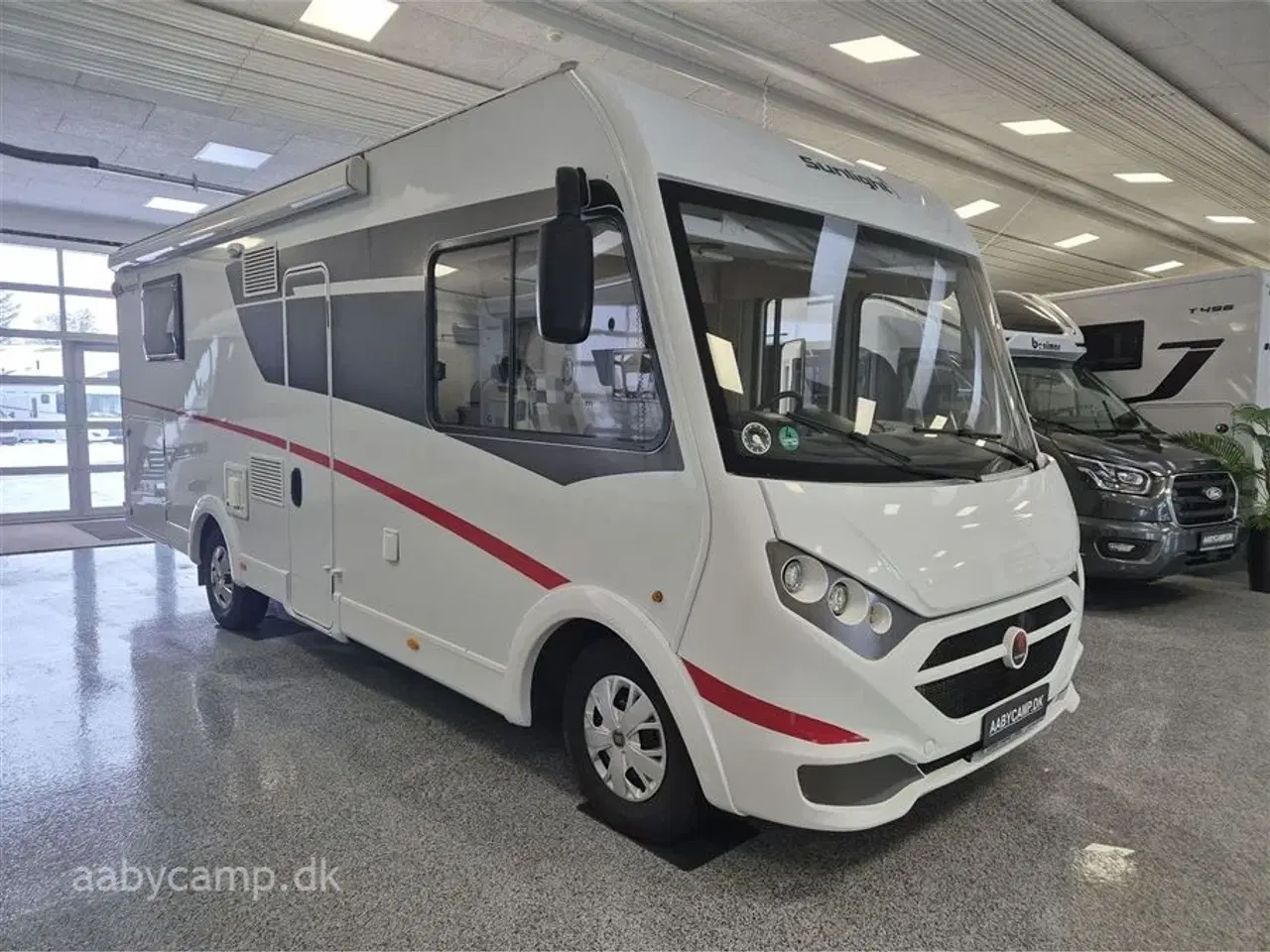 Billede 1 - 2020 - SunLight I 69 L Aut. queensbed. automatgear. solceller. batteri. undervognsbehandlet.