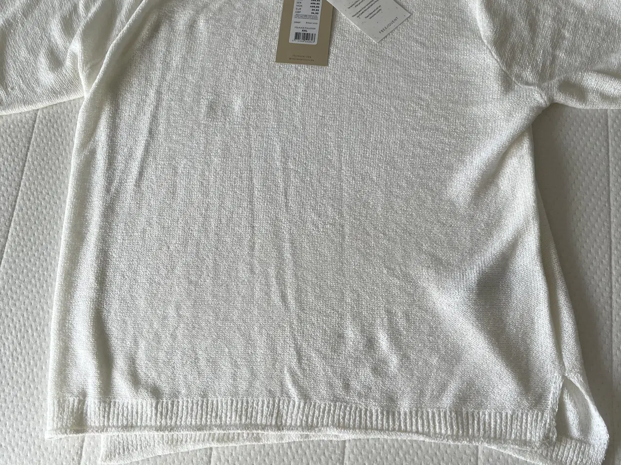 Billede 3 - Nederdel og bluse 