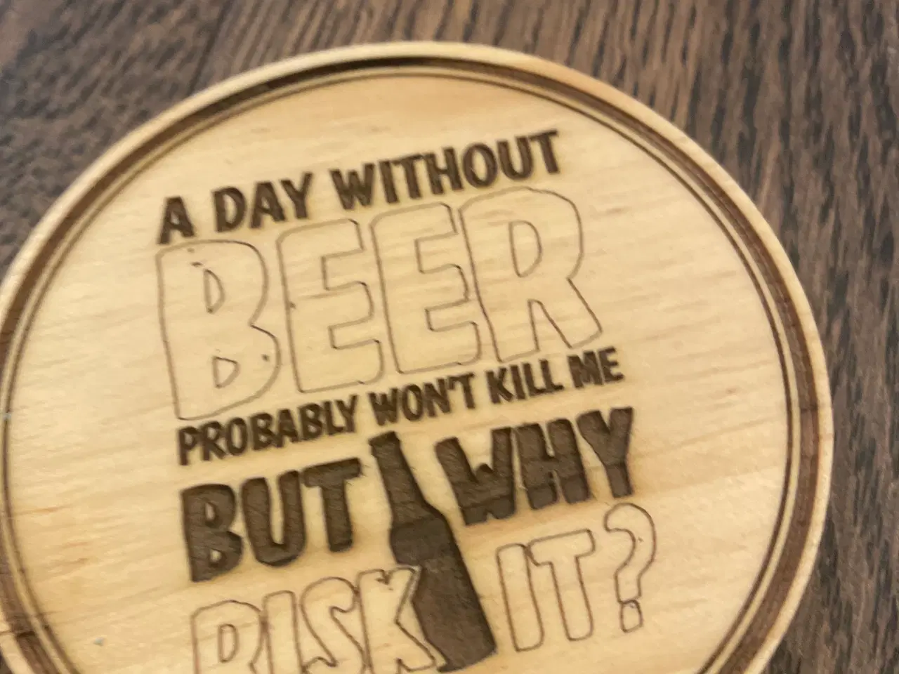 Billede 9 - Flot håndlavet øl holder i egetræ med 6 coasters.