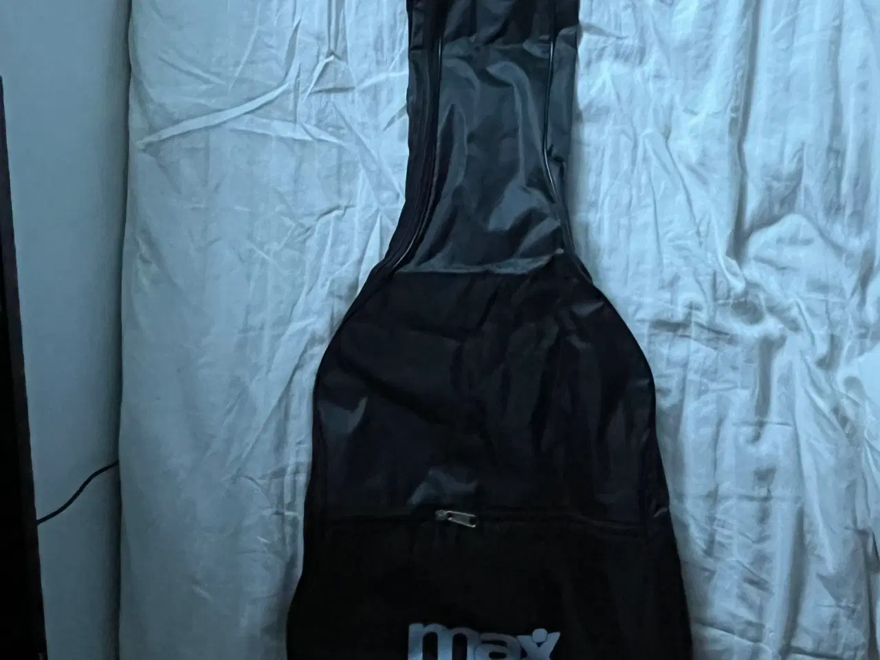 Billede 5 - Klassisk 39” guitar pack fra Max Music