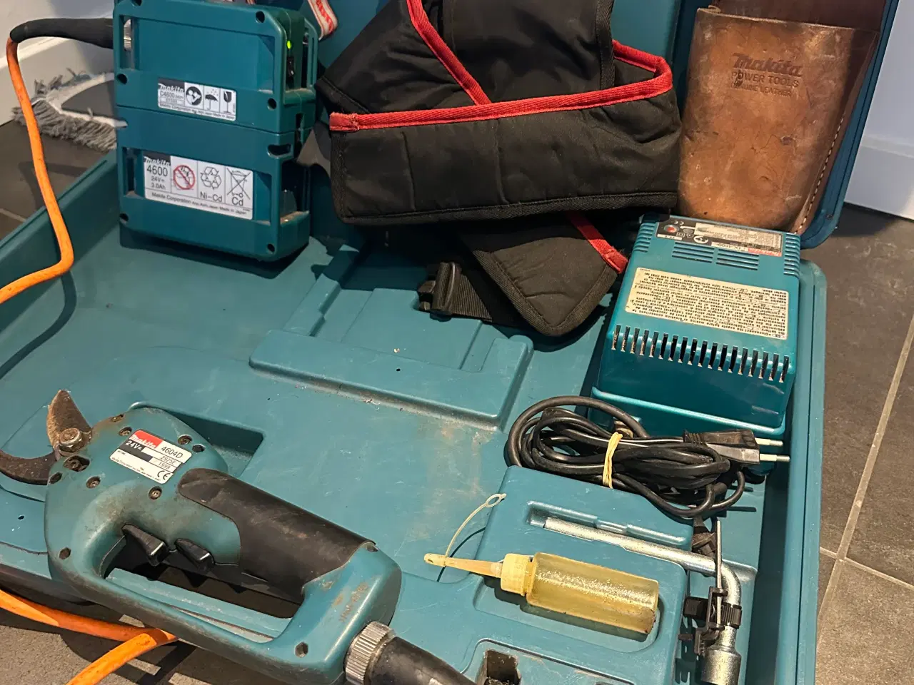 Billede 3 - Makita Akku Grensaks 4604D