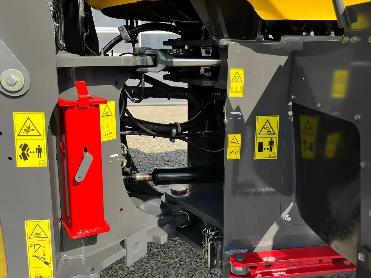 Billede 7 - New Holland W190D DK-Model. LONG REACH med de høje VF 710/65R30 hjulmontering