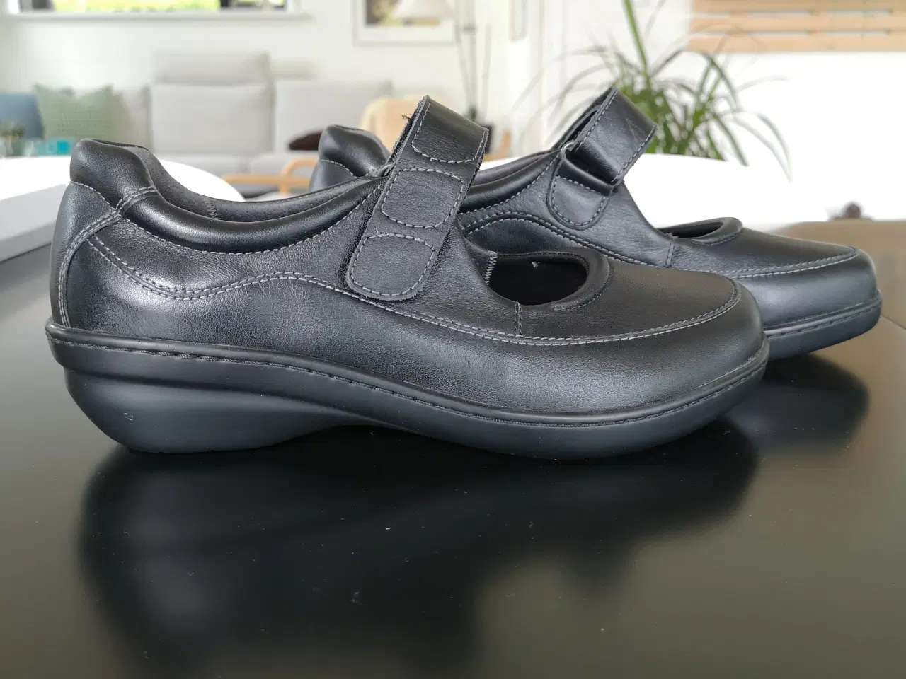 Billede 7 - Nye/ubrugte New Feet damesko i sort læder
