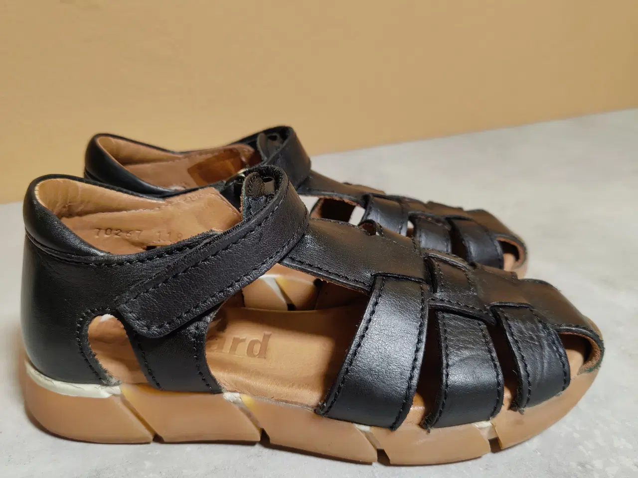 Billede 1 - Bisgaard sandaler