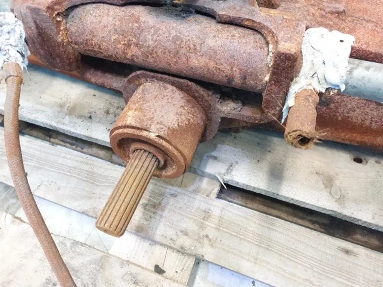 Billede 18 - Case 580 SLE Foraksel 279170A1