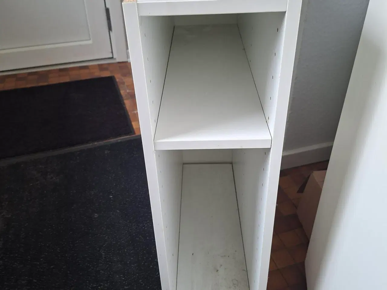 Billede 1 - Skabe uden låge