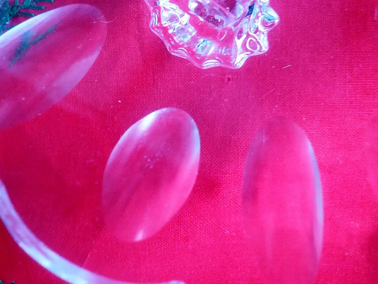 Billede 9 - Gammel dansk glasskål på tre sneglefødder