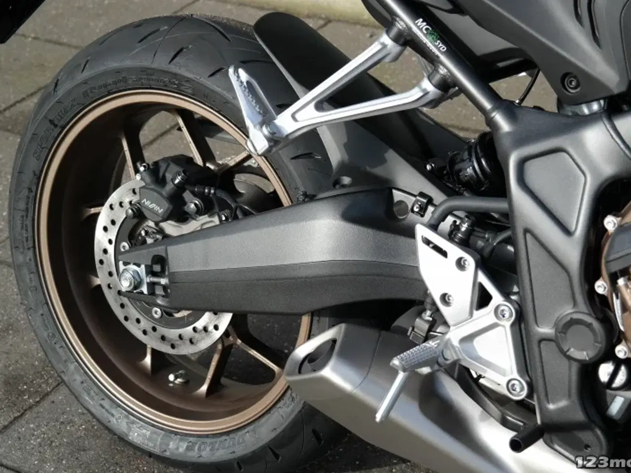 Billede 9 - Honda CB 650 R E-Clutch MC-SYD       BYTTER GERNE