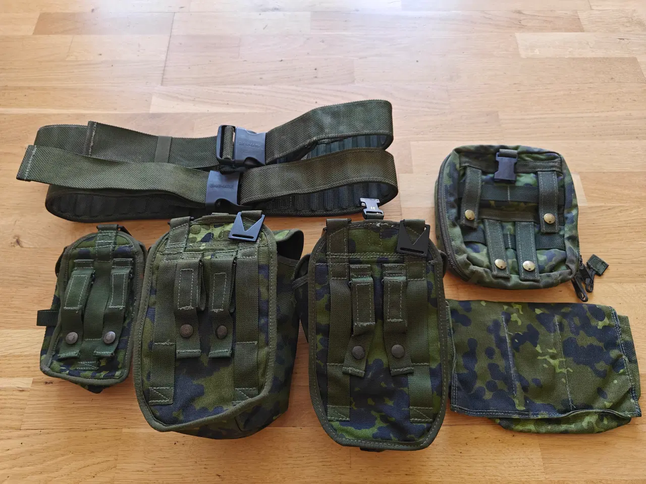 Billede 2 - Militær M/96 tasker og basis bælter