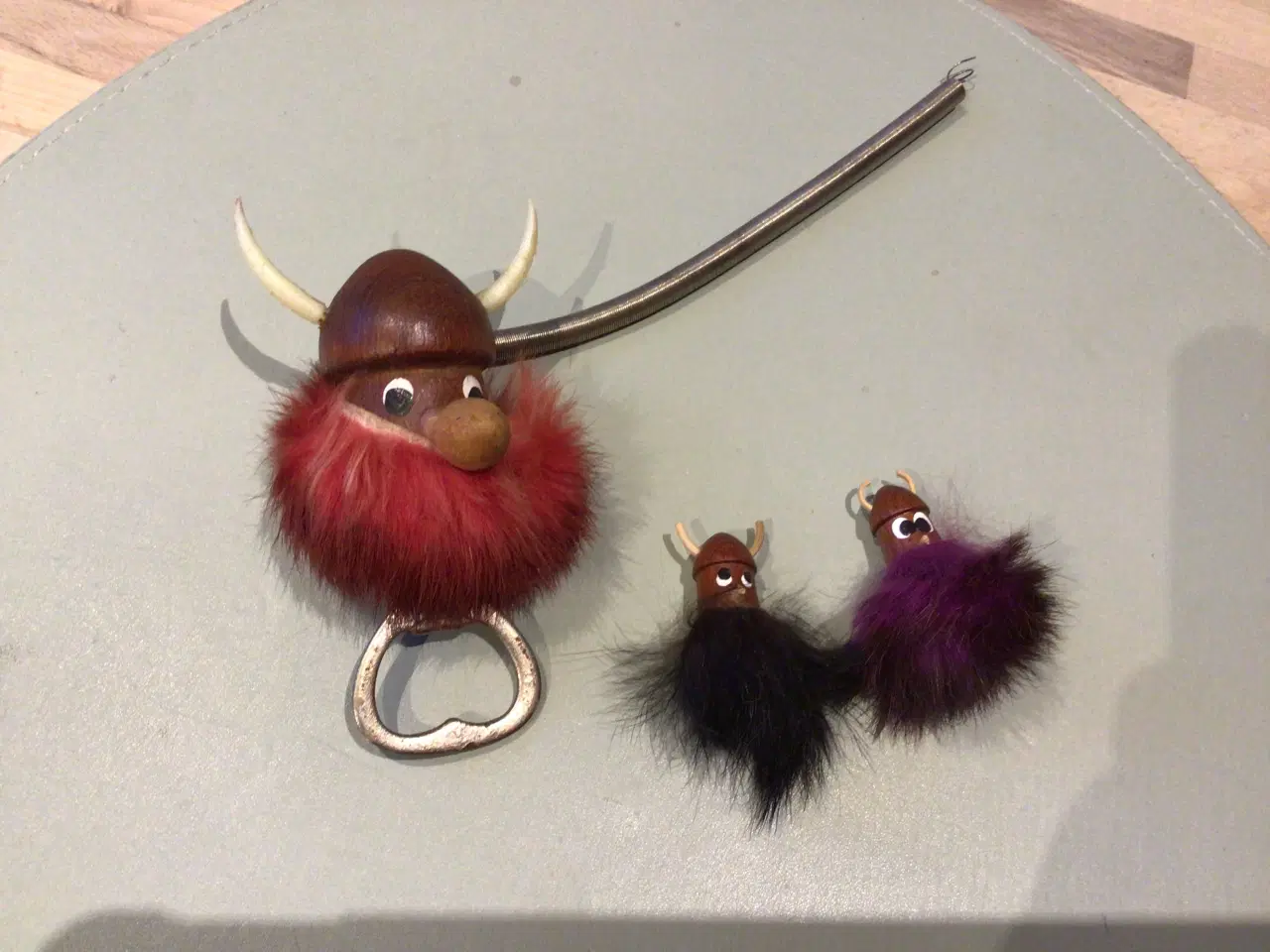 Billede 1 -   Vikinger i teaktræ