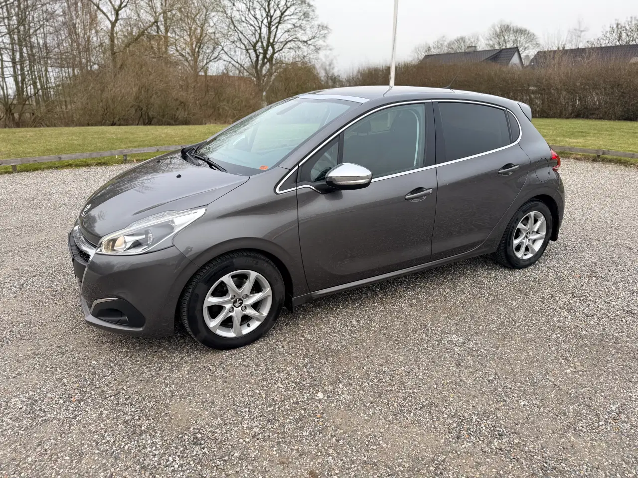 Billede 5 - Peugeot 208, modelår 2017, Diesel