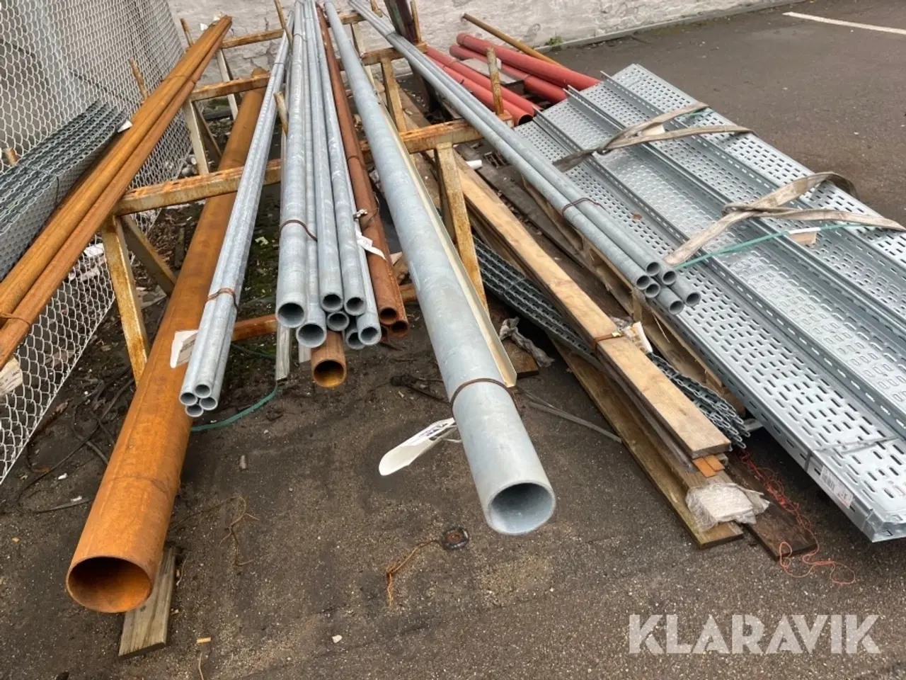 Billede 12 - Diverse rør, kabelbakker
