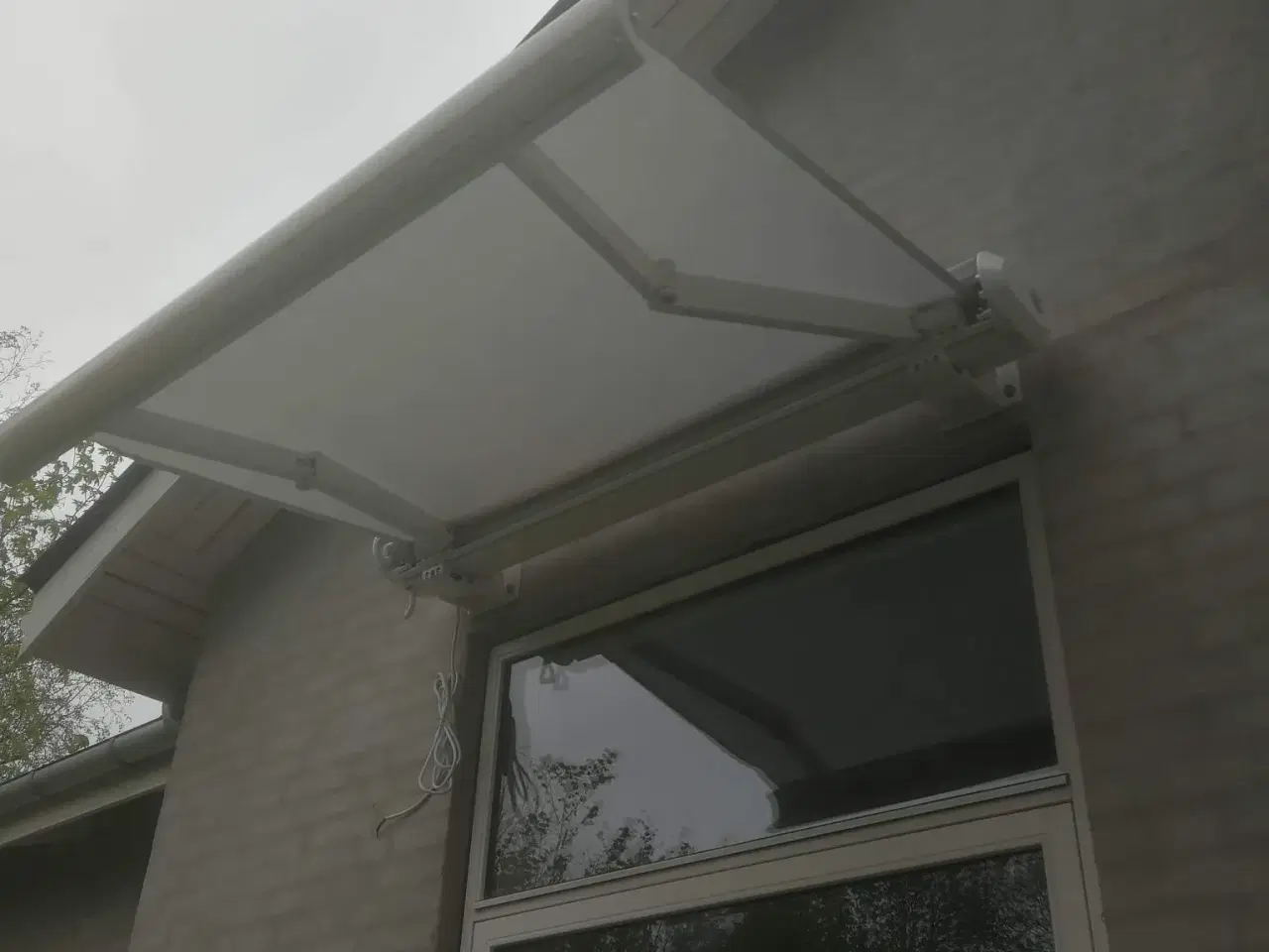 Billede 2 - Vindues markise