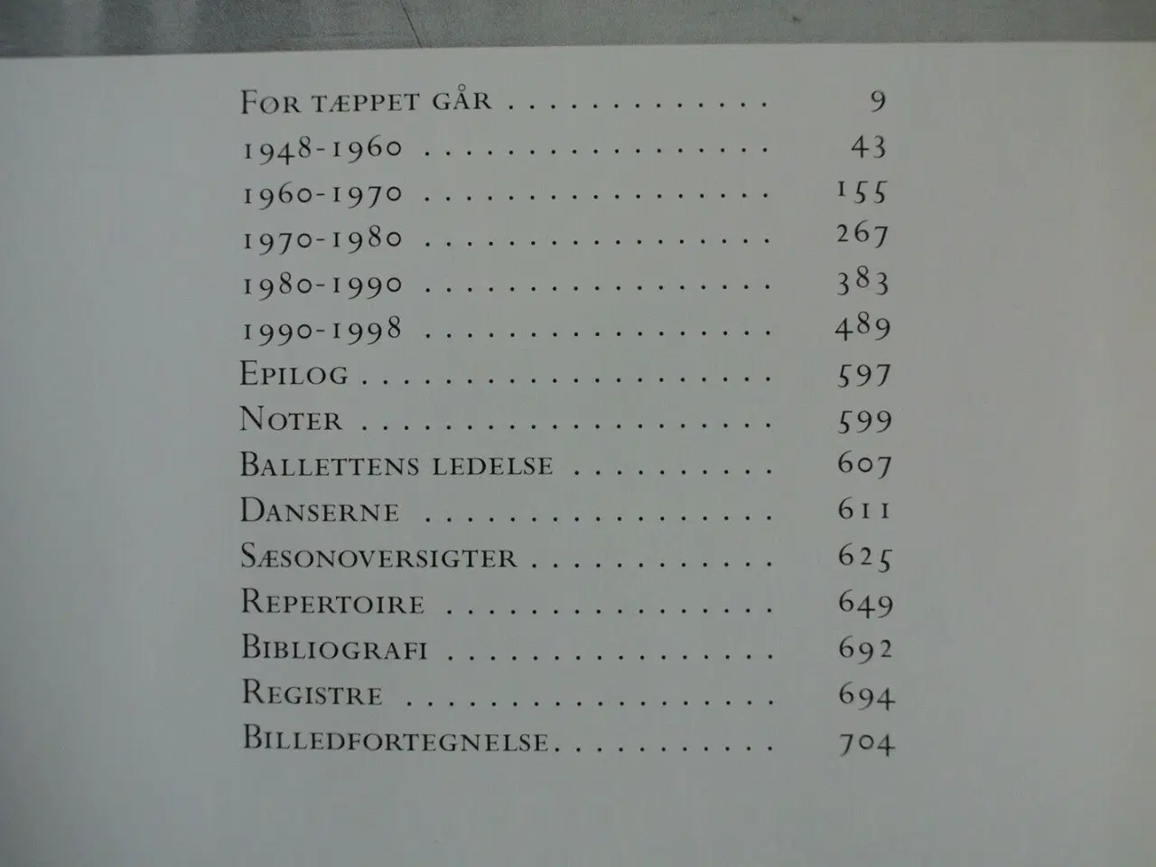 Billede 2 - der går dans - den kongelige ballet 1948-1998, af 