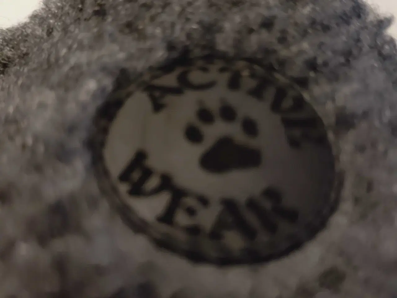 Billede 3 - Varm kasket "ACTIVE WEAR" str 3-5 år