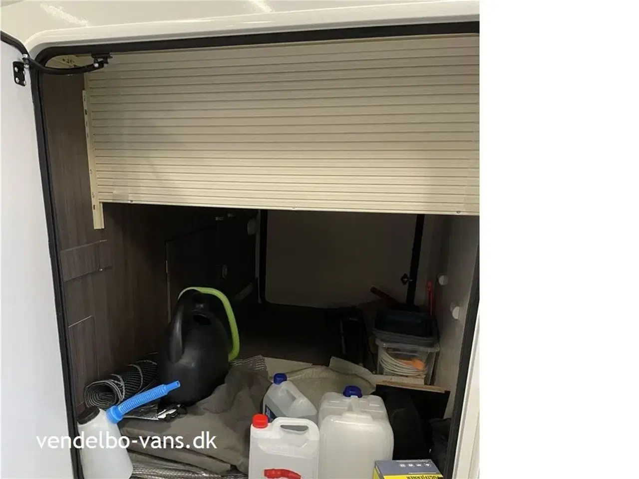 Billede 17 - 2021 - McLouis Nevis 879 G Matic   Højdejusterbar dobbeltseng i bag - stor garage - 160 HK automatgear