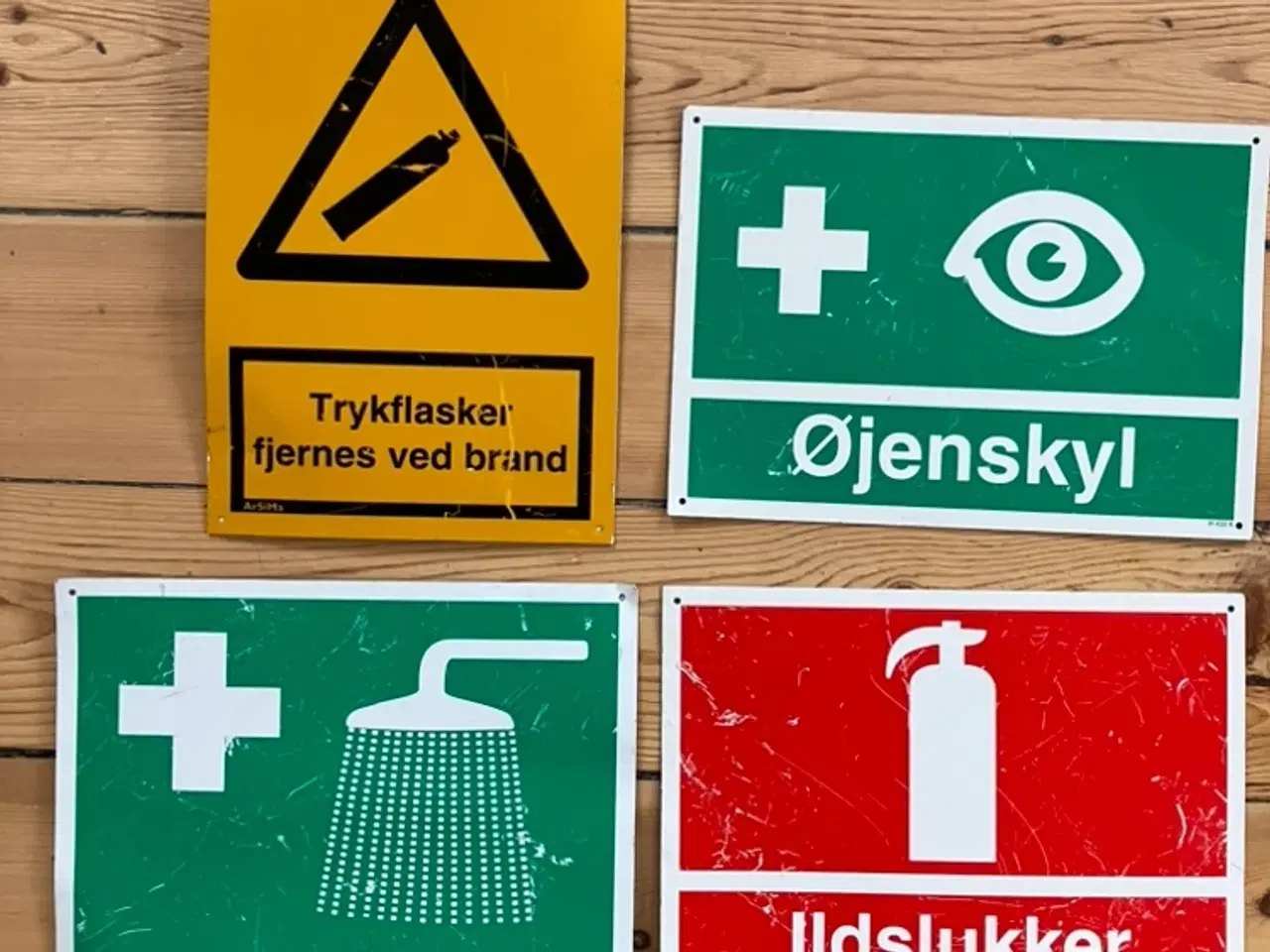 Billede 1 - 4 retro skilte 