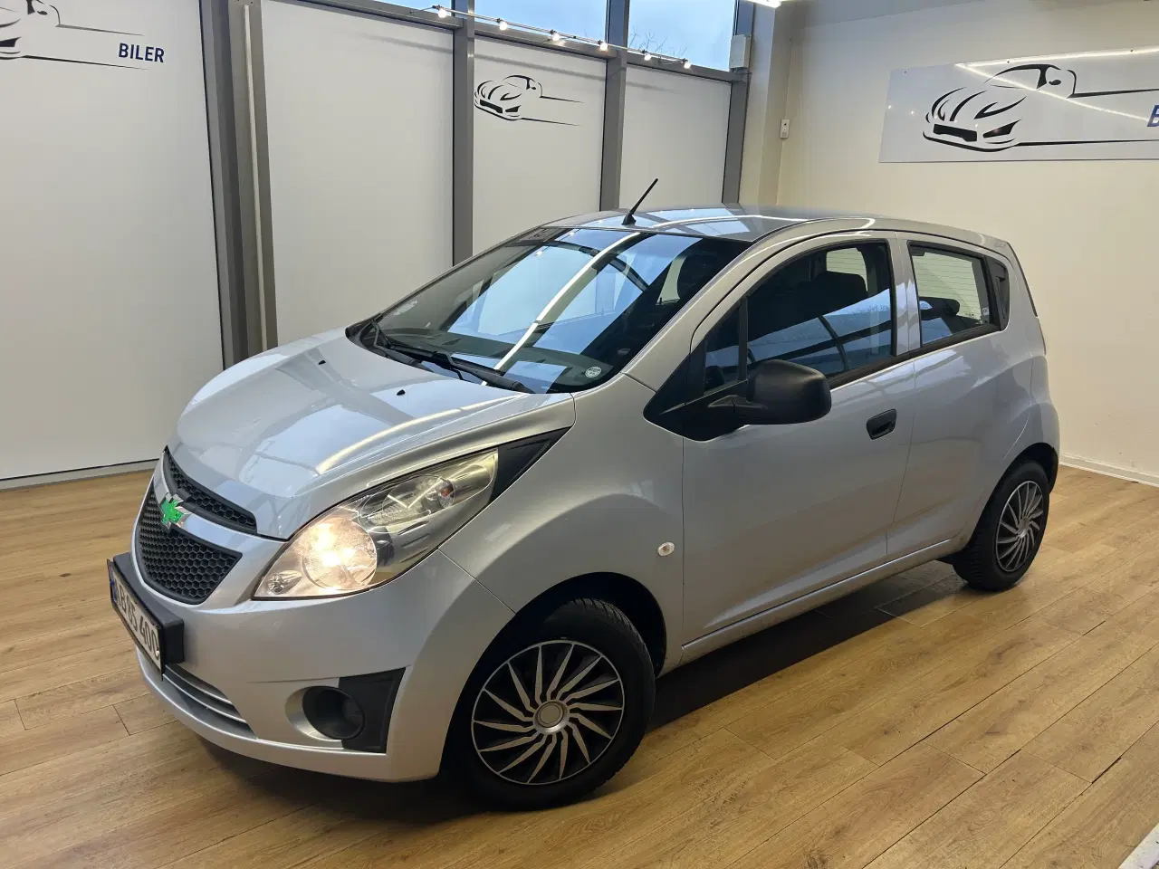 Billede 1 - Frisk Chevrolet spark med lav km
