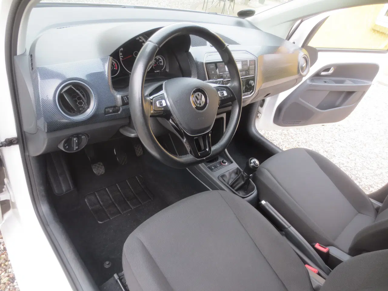 Billede 17 - VW Up ! 1.0 i Årg 2016 Nysynet. 