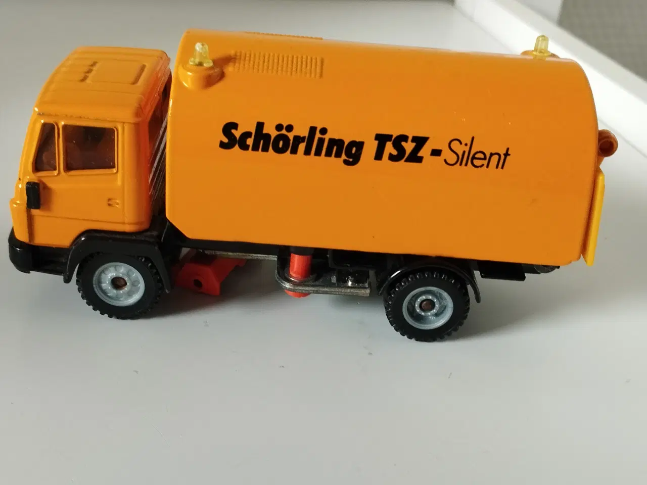 Billede 1 - Modellastbil, SIKU Mercedes-Benz