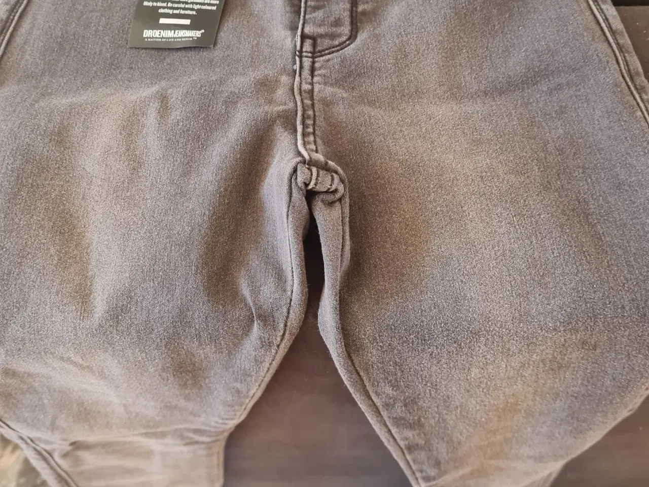Billede 5 - Nye jeans str S DR Denim