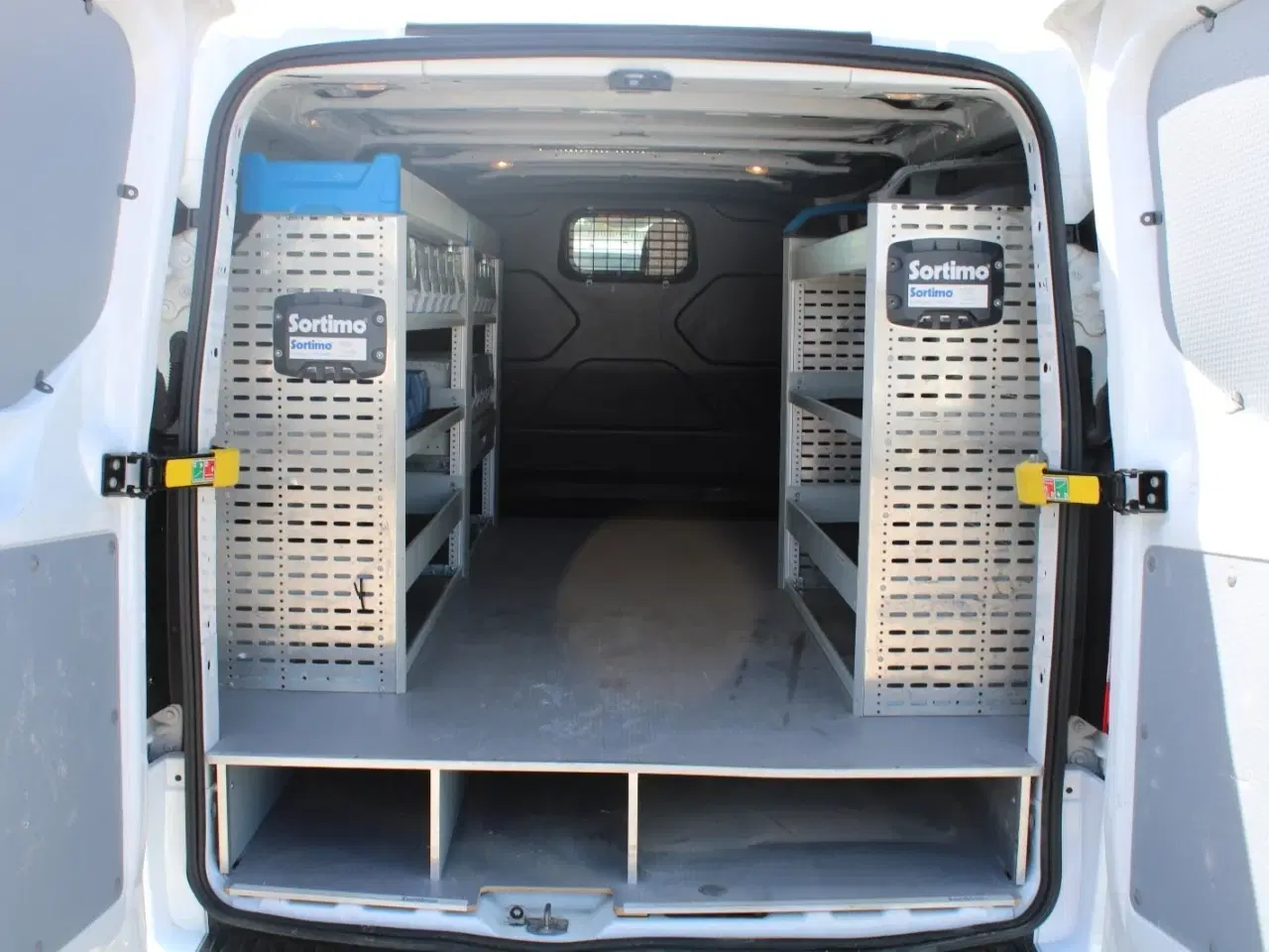 Billede 1 - Ford Transit Custom 320L 2,0 TDCi 130 Trend