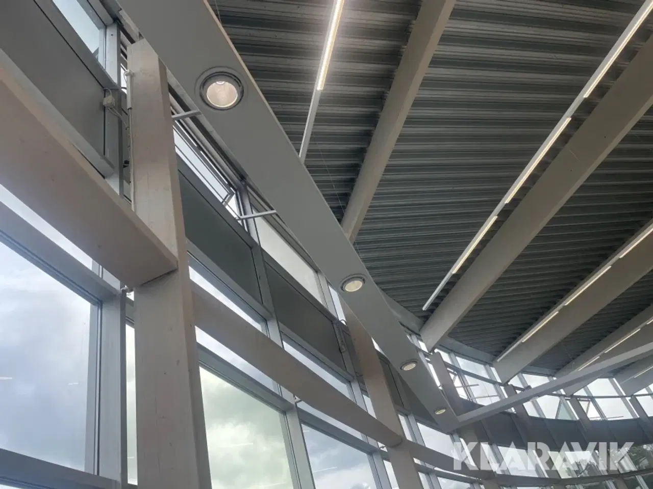 Billede 5 - Udstillings gulv + udstillings lys