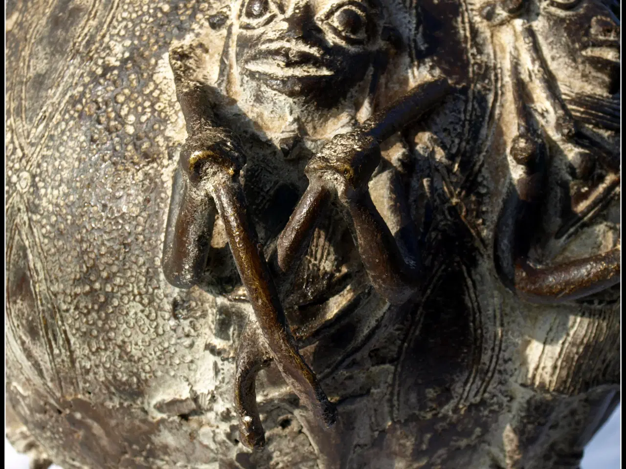 Billede 3 - Bronze Urne Benin Stor
