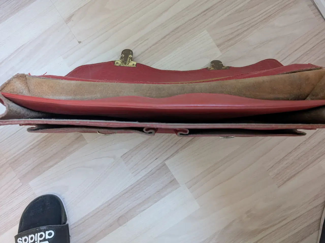 Billede 4 - Læder skoletaske 