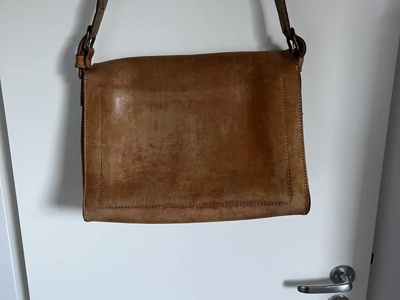 Billede 2 - Kernelæder skuldertaske 