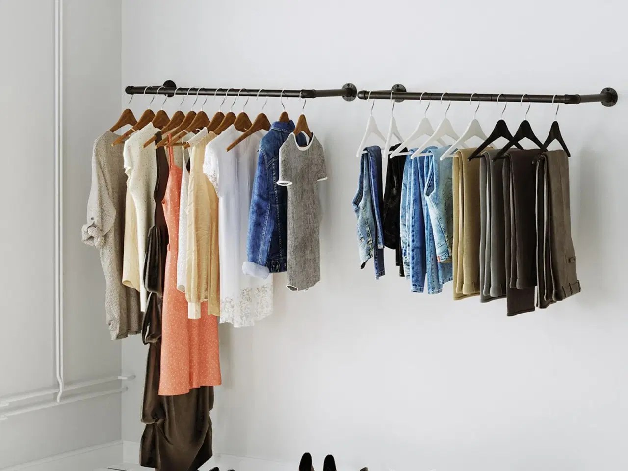 Billede 6 - Tøjstang væghængt sæt af 2, industrielt rørdesign, pladsbesparende, 92 × 30 × 7,5 cm, sort
