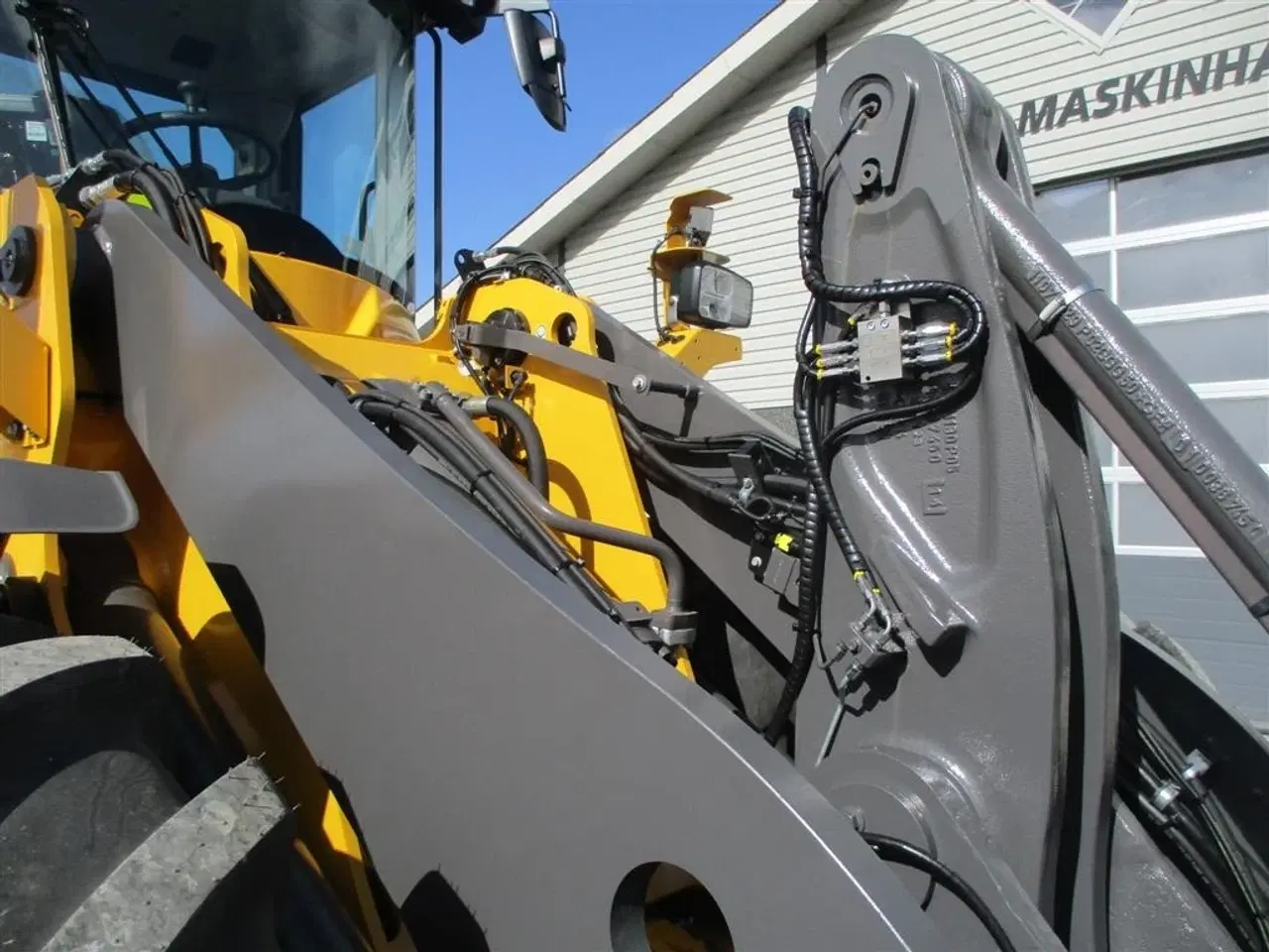 Billede 18 - Volvo L90H H2 AGRICULTURE Dansk-maskine, Co-Pilot, LANG-BOM & med 750mm Michelin MEGA X BIB hjul.  BEMÆRK MED GARANTI FRA VOLVO FREM TIL DEN 23.1.2027