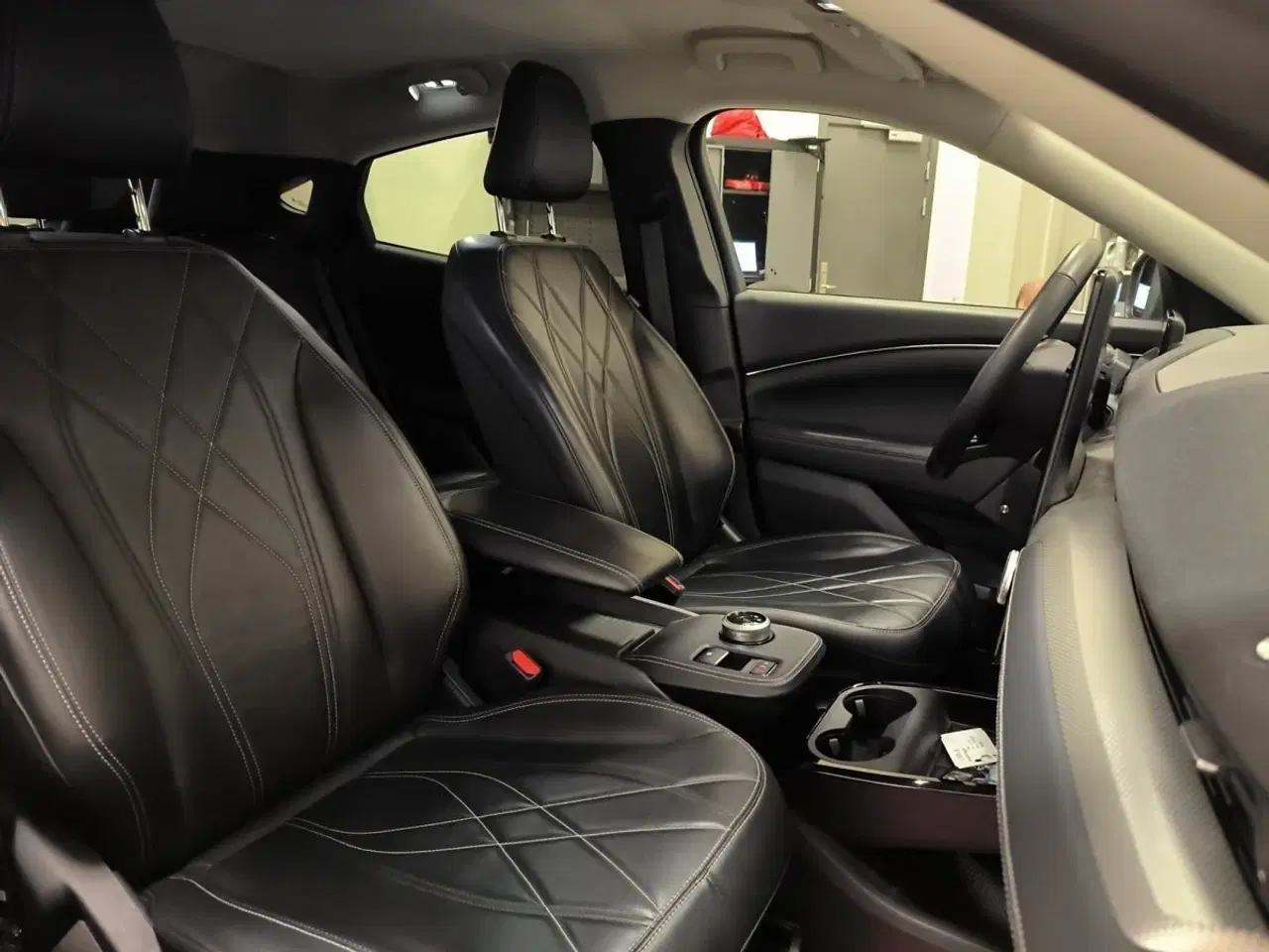 Billede 14 - Ford Mustang Mach-E 75 Standard Range