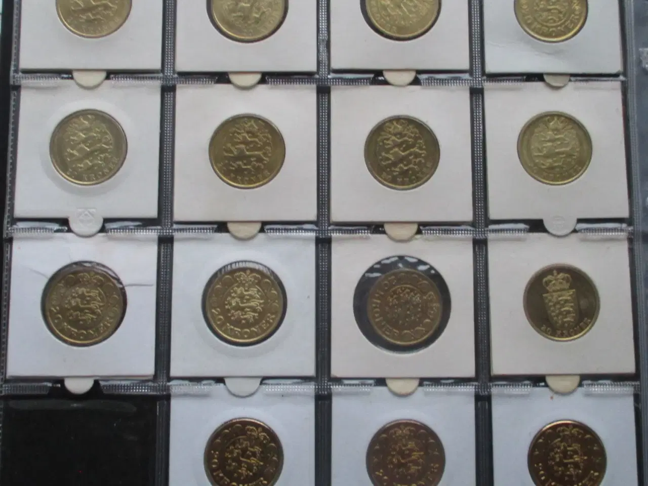 Billede 2 - Gule 20 kr fra 1990-2020 årgang, tema og erindring