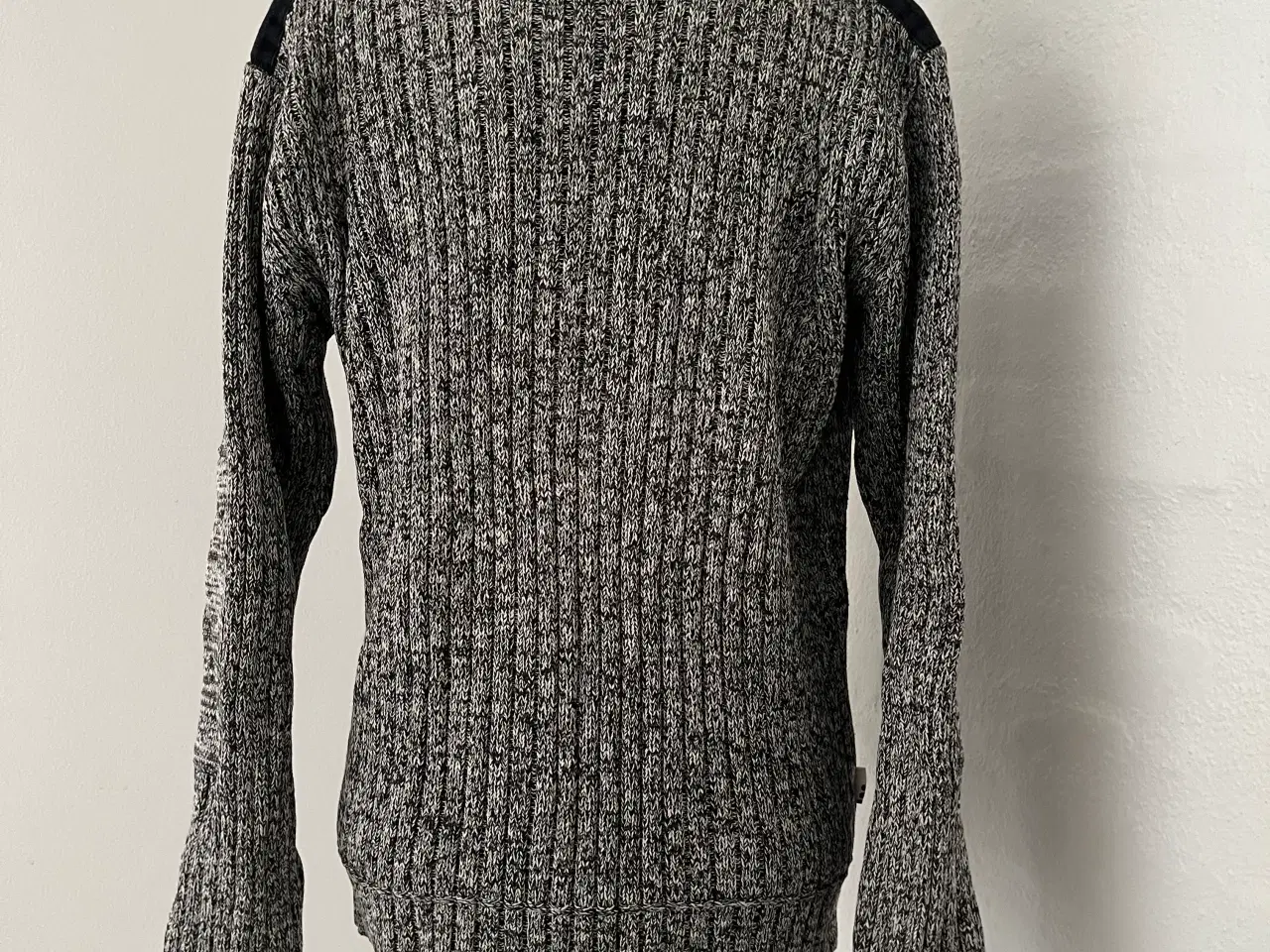 Billede 1 - Striktrøje 