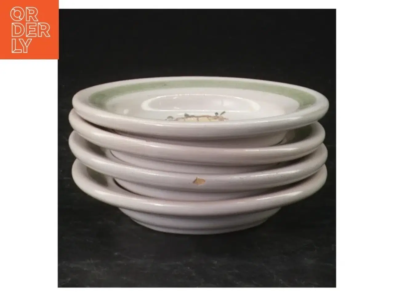 Billede 2 - Dekorative keramiktallerkener med ananasmotiv (str. Ø. 8 cm)