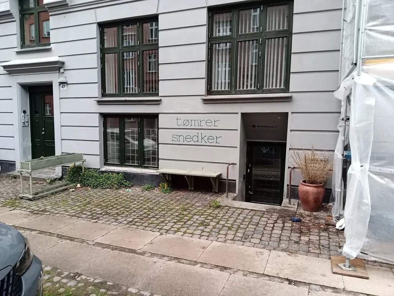 Billede 2 - Butik/håndværkerværksted eller lignende udlejes