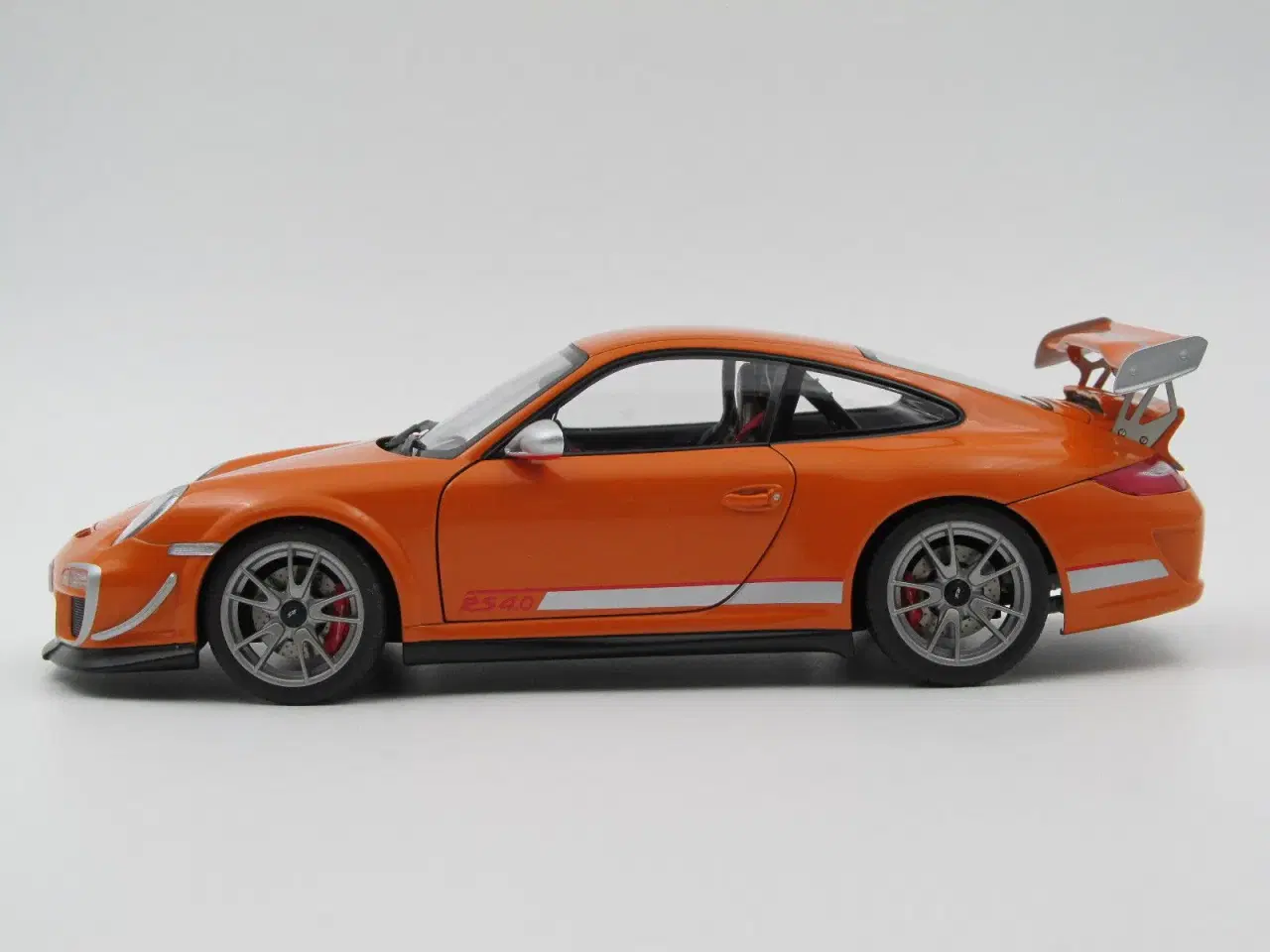 Billede 3 - 2011 Porsche 911 (997) GT3  RS 4,0 1:18  - AUTOart