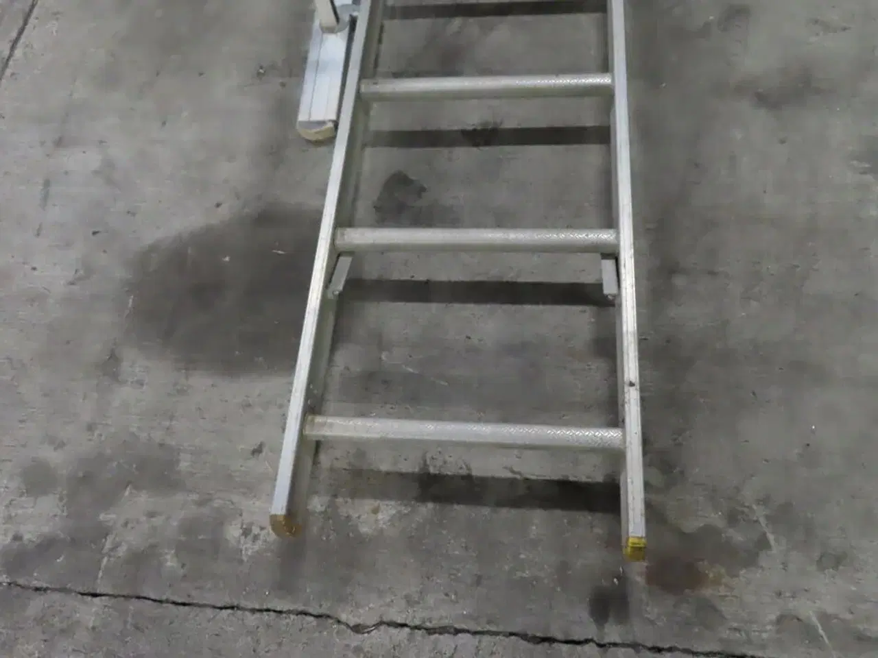 Billede 3 - 2 stk. Stiger