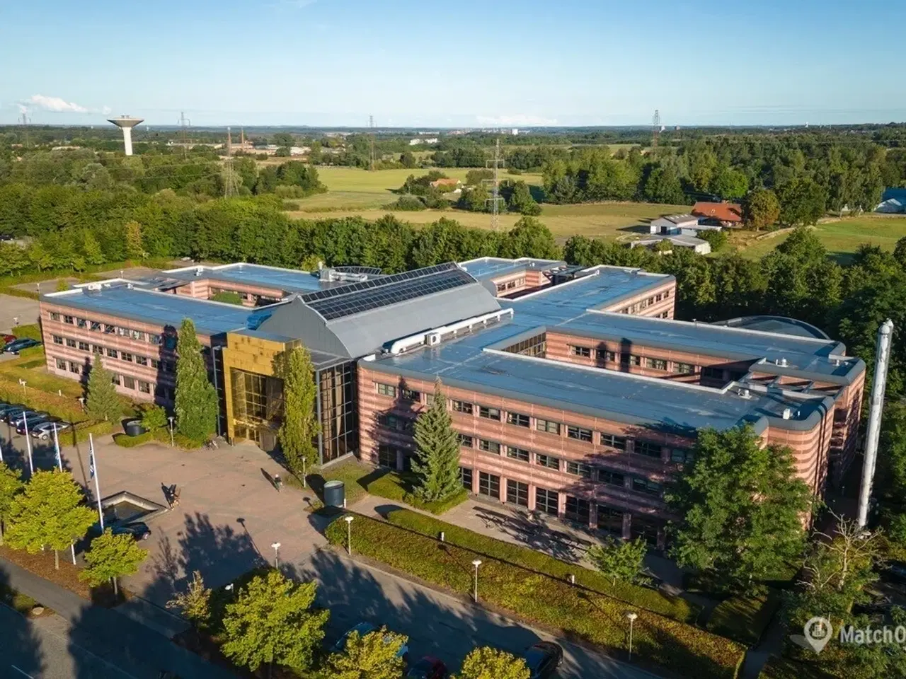 Billede 12 - Flerbrugerejendom m. kantine. reception og gratis parkering