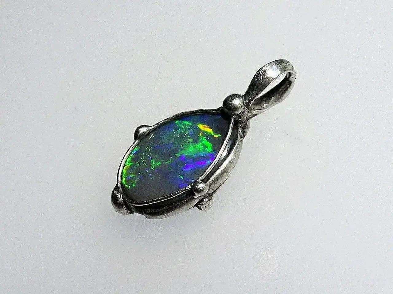 Billede 2 - Sort Opal i vedhæng 2.145 karat | Mega Flot