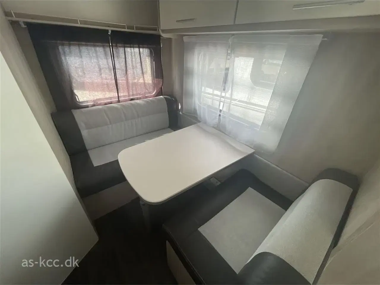 Billede 3 - 2022 - Caravelair ALBA 472   Caravelair ALBA 472 enkelte senge
