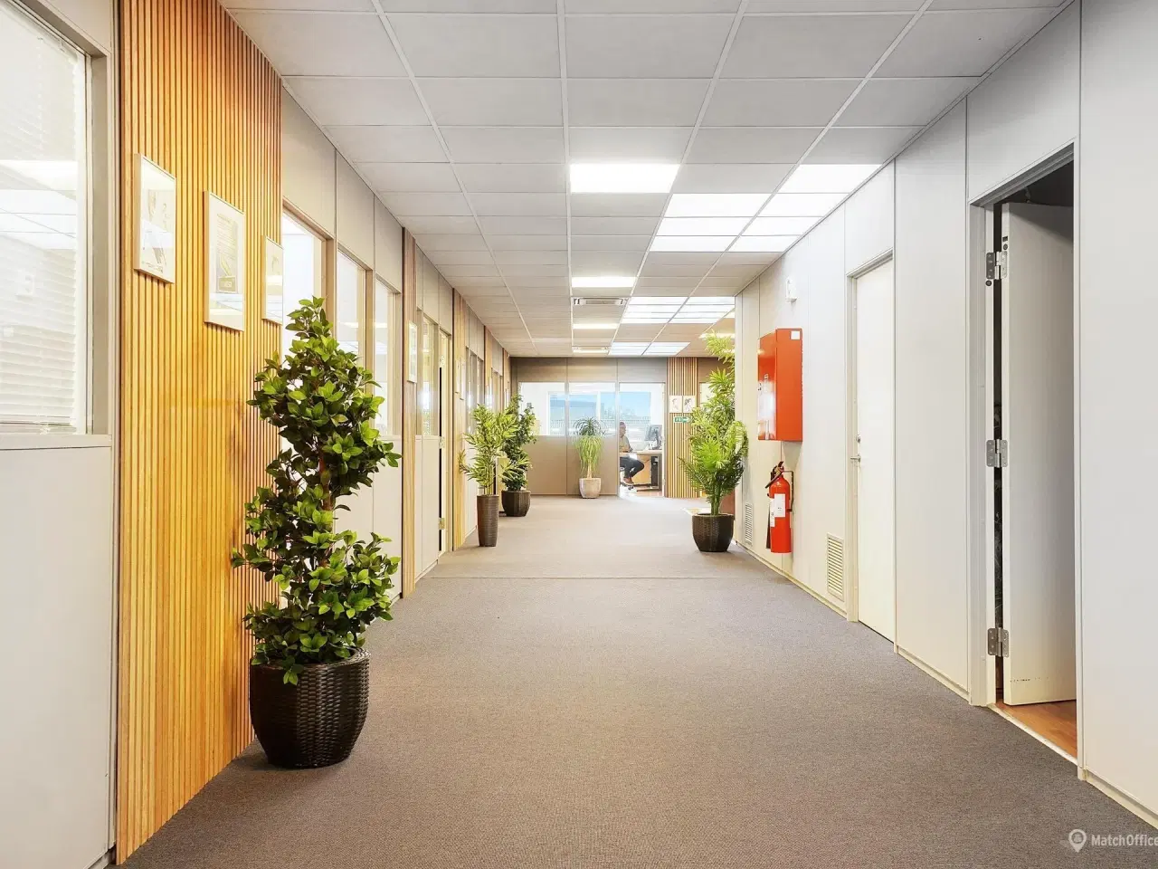 Billede 7 - Nyistandsatte kontor- og lagerlokaler på 1. sal med adgang til elevator