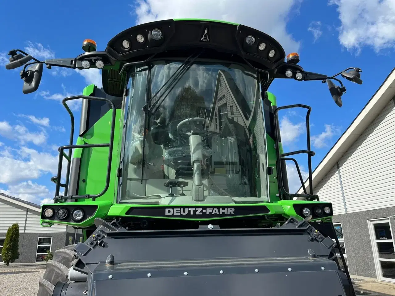 Billede 16 - Deutz-Fahr C7206 With 24feed - 7.2m header. New and unused Combine together with 7.2m header