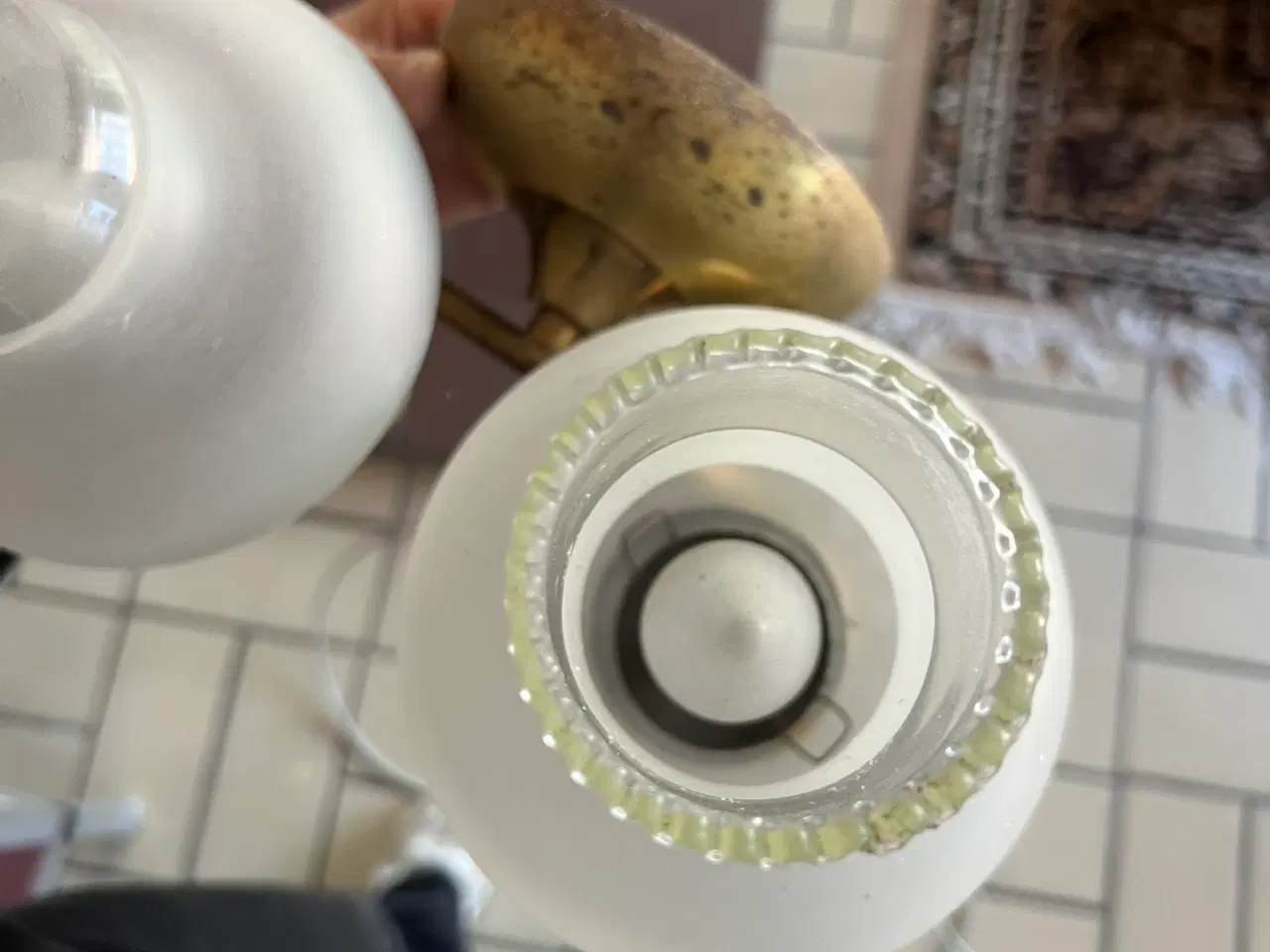 Billede 4 - Antik guld og glas lampe