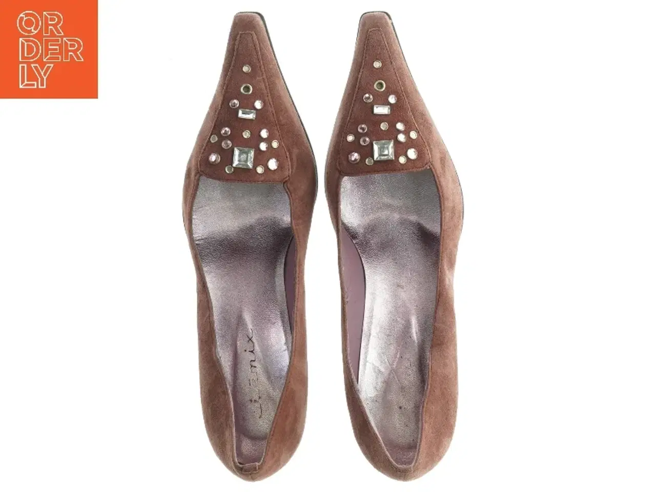 Billede 3 - Brune damesko med dekoration (str. 39)