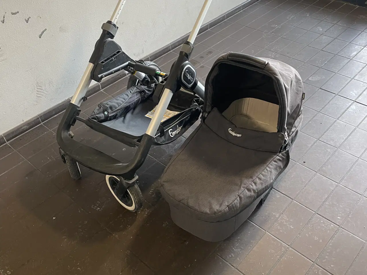 Billede 6 - Barnevogn    , Emmaljung  , 76 cm. Med  Madras  og