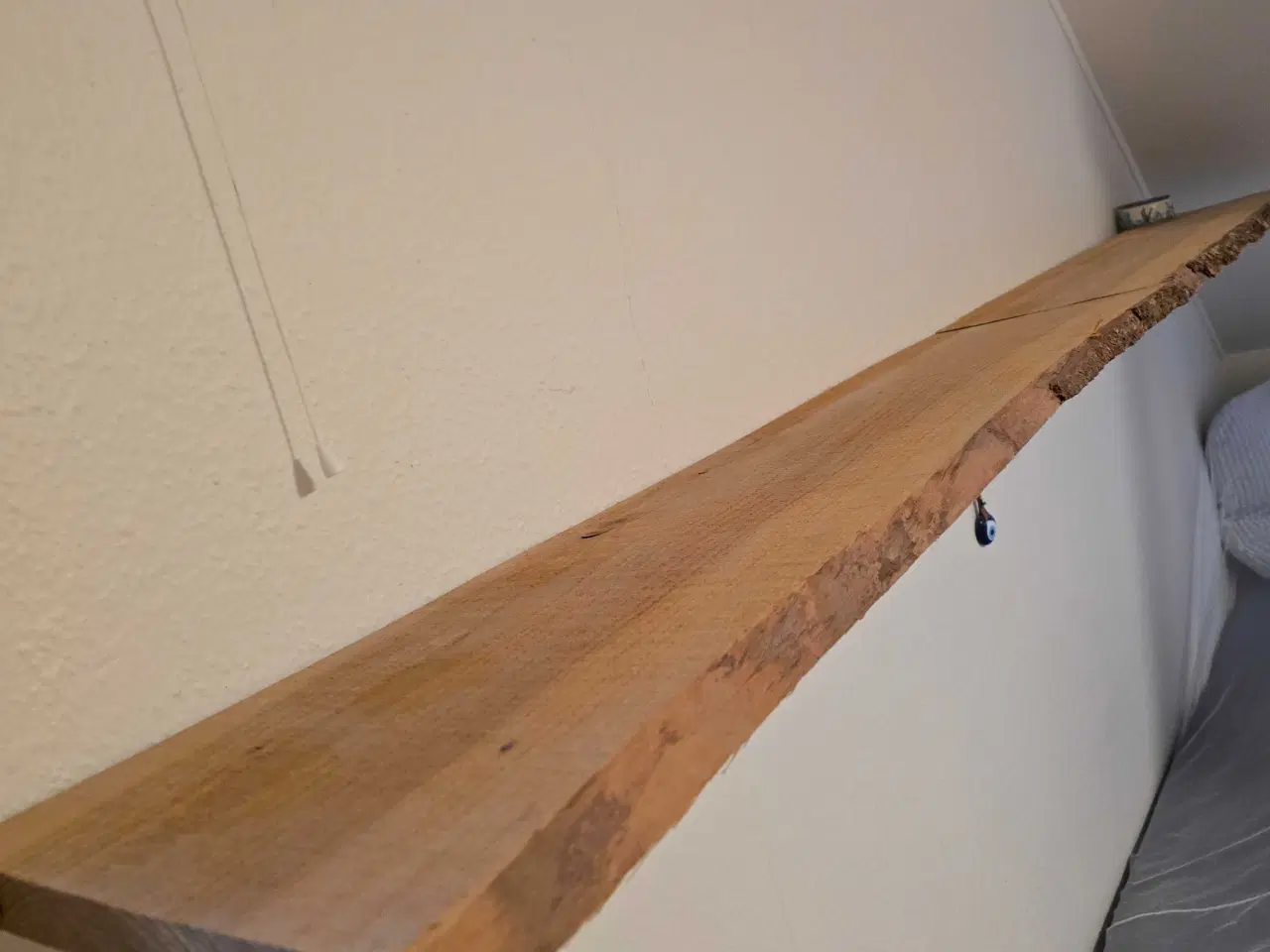 Billede 5 - Skænk/reol, Rå, træhylder 